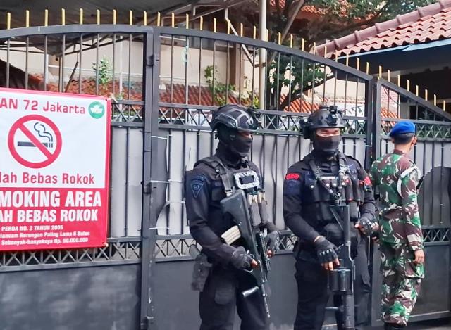 Raffi Ahmad dan DPR Ungkap Terduga Pelaku Ledakan di SMAN 72, 55 Luka-luka