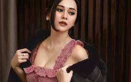 Aura Kasih Tanggapi soal Isu Miring dalam Kasus Ridwan Kamil dan Atalia