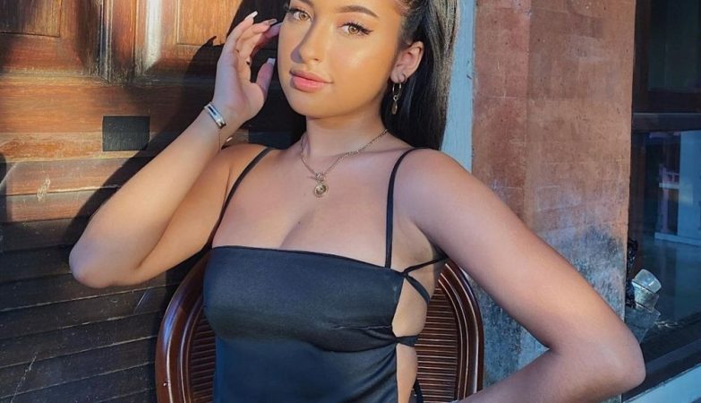 Bintang Garuda Berlutut dan Lamar Jennifer Coppen