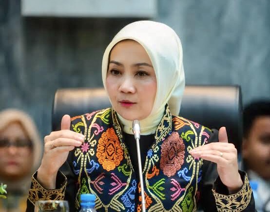 Hampir 30 Tahun Menikah, Atalia Tak Kuasa Lihat Ridwan Terseret Dugaan Perselingkuhan dengan Lisa Mariana