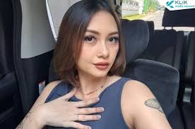 Natal, Beby Sampaikan Pesan untuk Suami yang Rehabilitasi Penyalahgunaan Narkoba