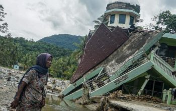Pejabat Disebut Cari Kambing Hitam dan Tak fokus Bantu Korban Bencana