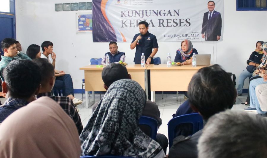 Ujang Bey Serap Aspirasi Masyarakat Sumedang Utara