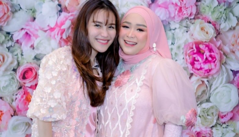 Hamil, Adik Ayu Ting Ting Serang Balik Komentar Netizen