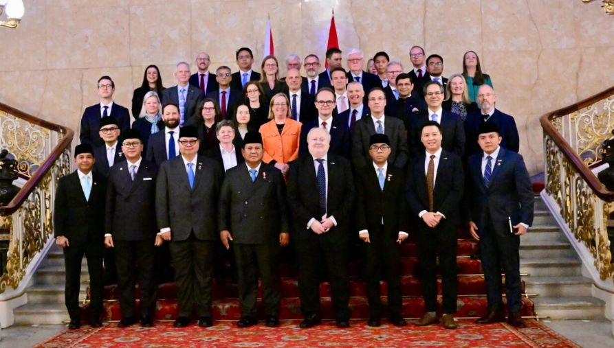 Prabowo Paparkan Visi Besar Pendidikan Indonesia di Hadapan Akademisi Inggris