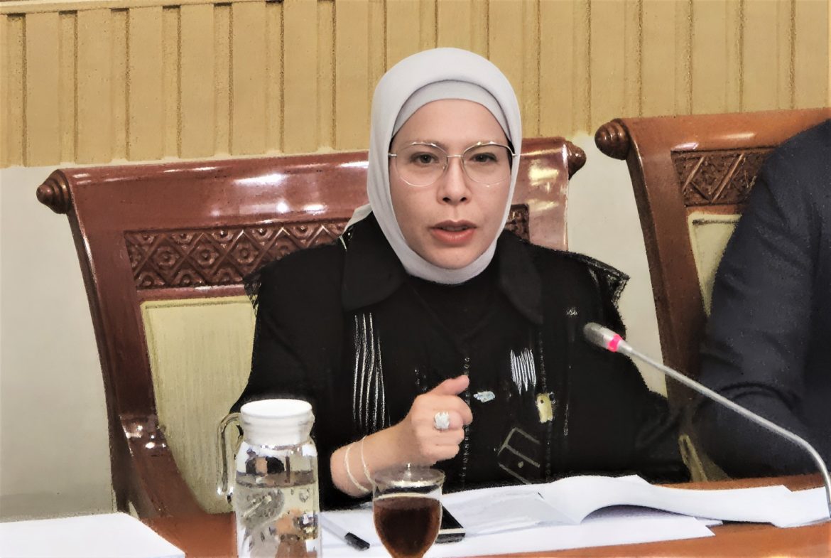 Lola Nelria Minta Penjelasan Kepastian Hukum Batasan Pembelaan Diri dalam Situasi Darurat