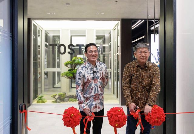 TOSTEM Studio Kemang Dibuka, Pengalaman Premium Jendela dan Pintu Aluminium dari Jepang
