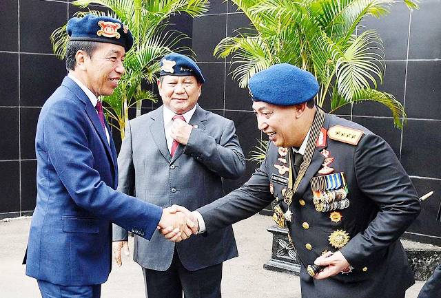 Polri Didesak Tegak Lurus pada Konstitusi dan Bukan Kekuasaan