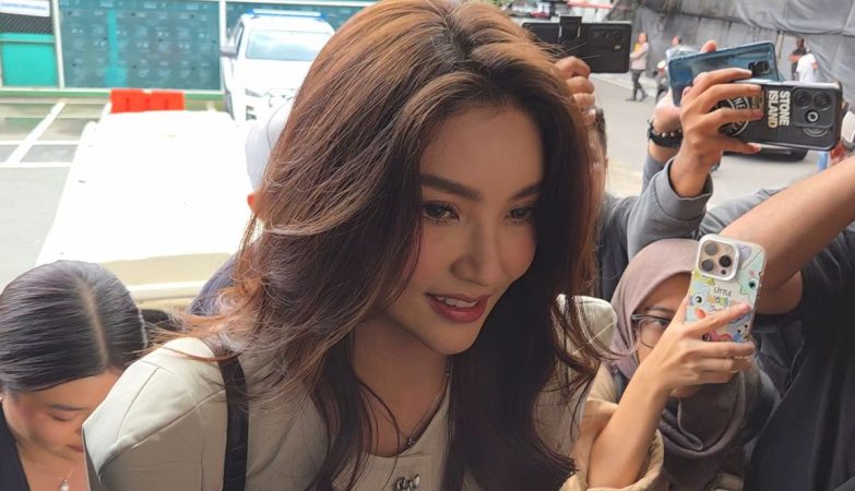 Sarwendah Dapat 16 Pertanyaan Seputar Dugaan Penghinaan