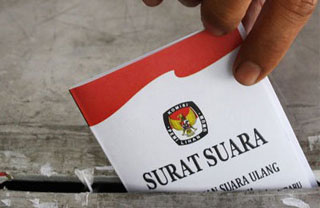 Yusril Jabarkan Persamaan Pilkada Langsung atau Lewat DPRD