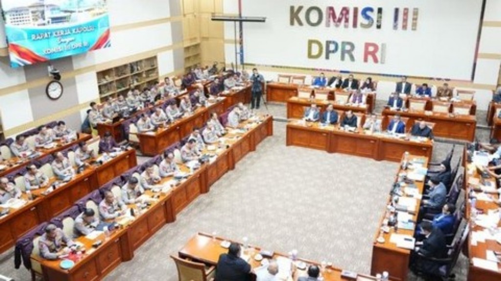 Delapan Fraksi DPR-RI Sepakat Polri Tetap Bertanggung Jawab kepada Presiden