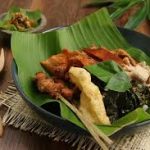 Haikal Jelaskan Alasan Setujui Pelaku Usaha Jual Alkohol Hingga Babi